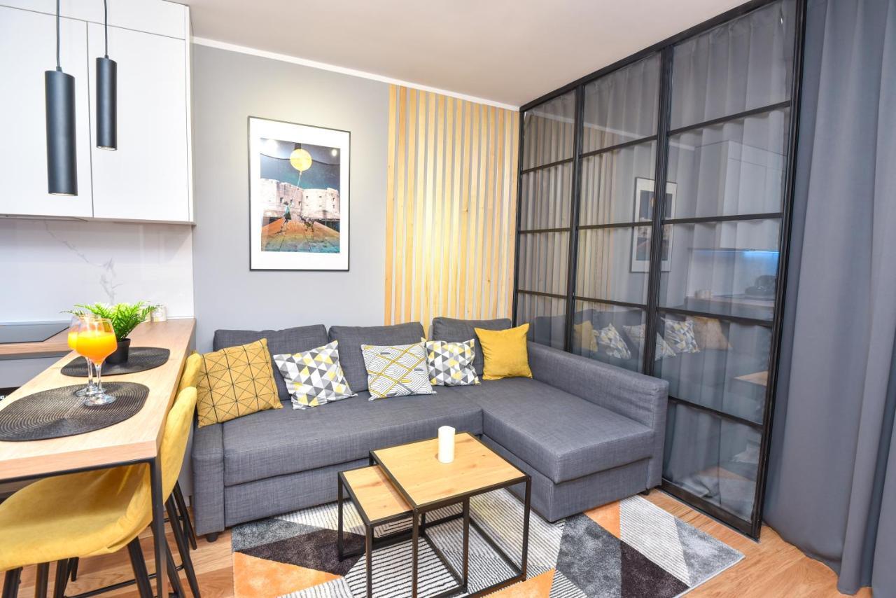 Apartman Bee One *